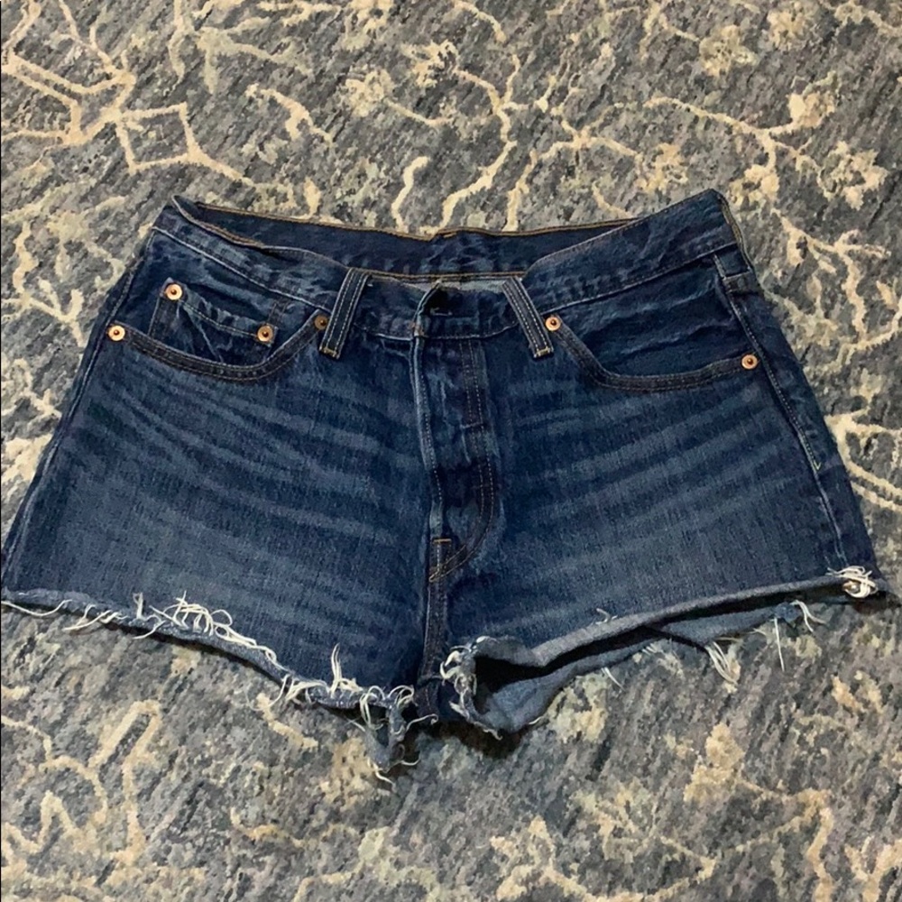 Levi Jean short